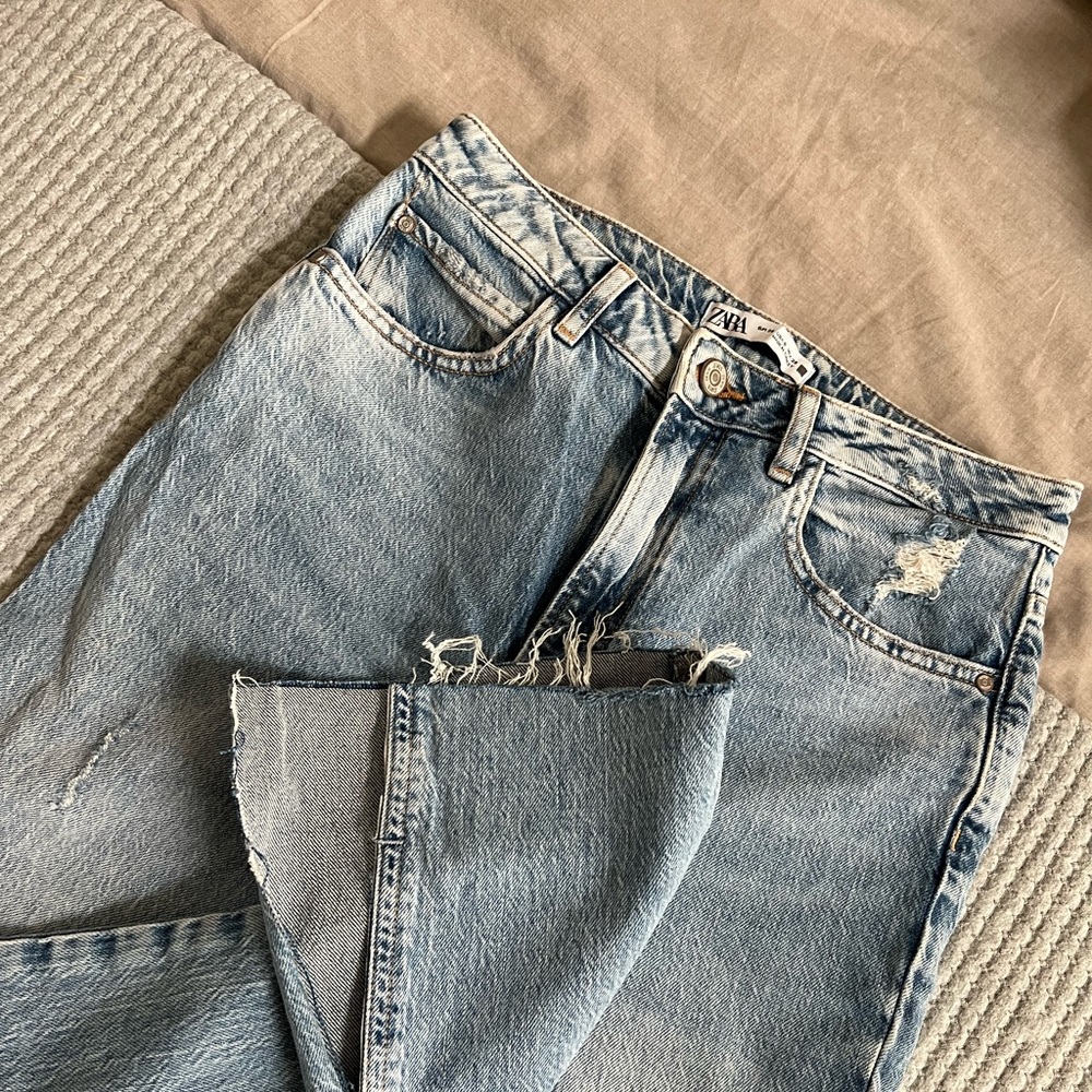 Zara High Rise Split Hem Jeans